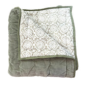 PURE VELVET QUILT - DOVE GREY