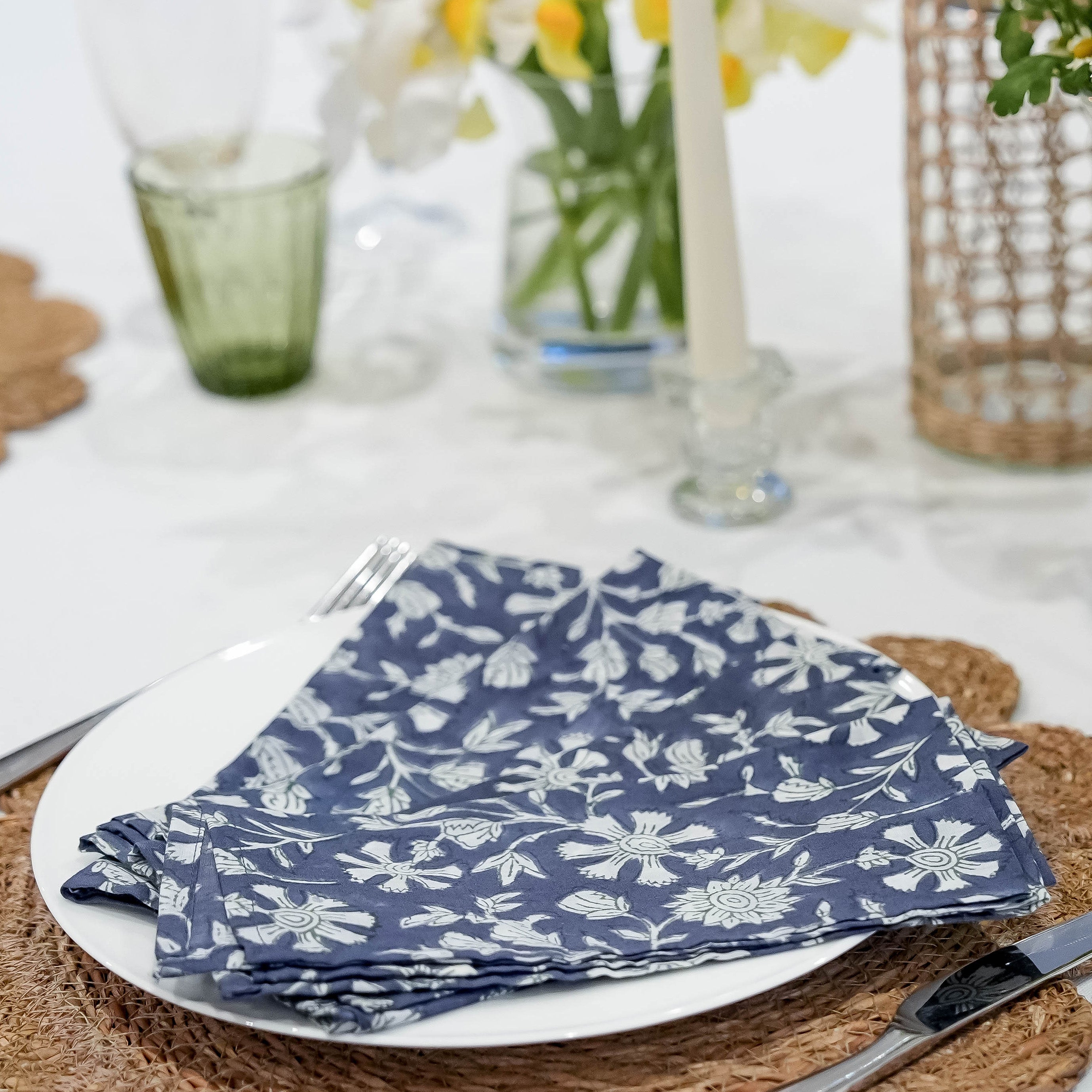LIGHTWEIGHT NAPKINS -NAVY BLUE FLORAL