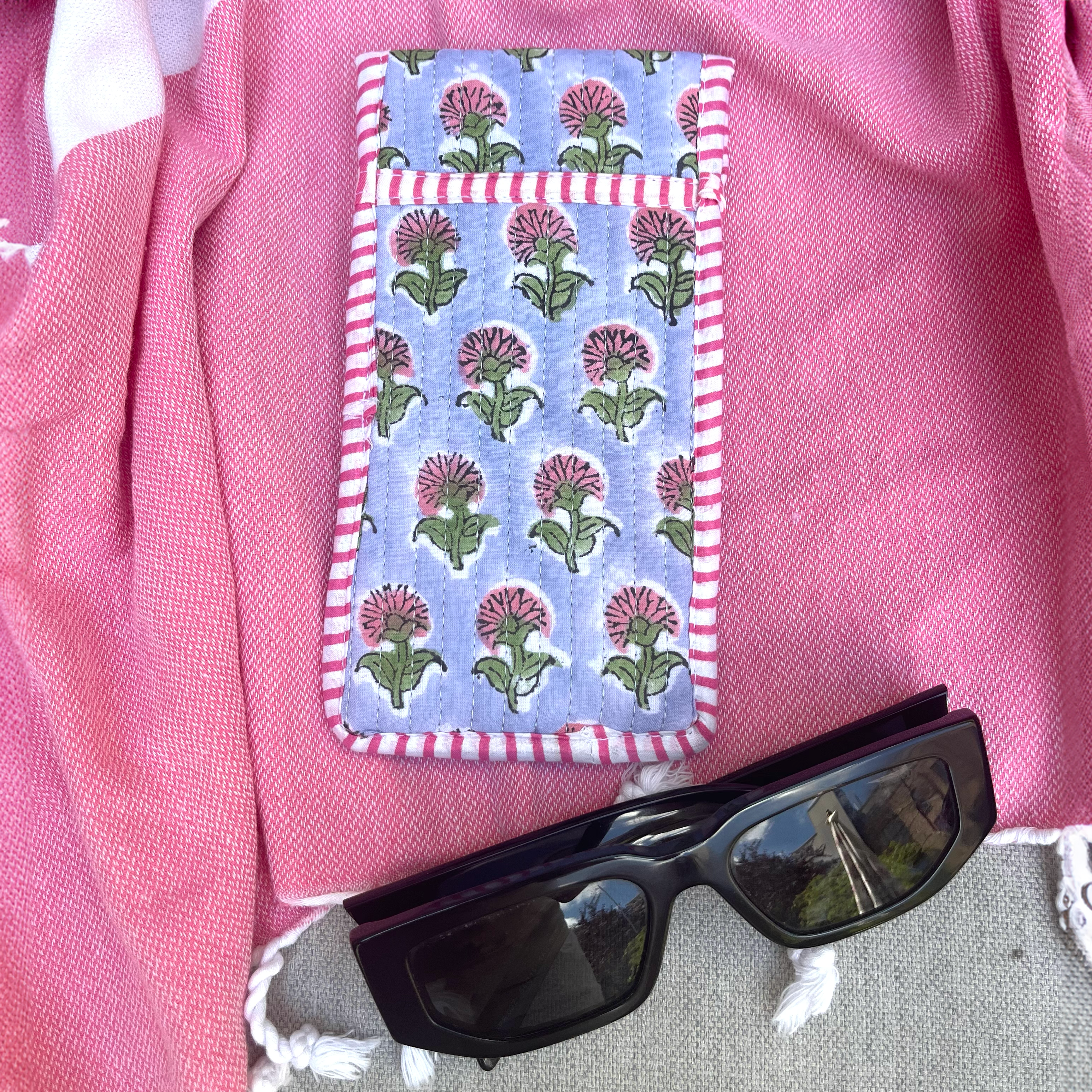 COTTON GLASSES CASE - LAVENDER AND PINK FLOWER