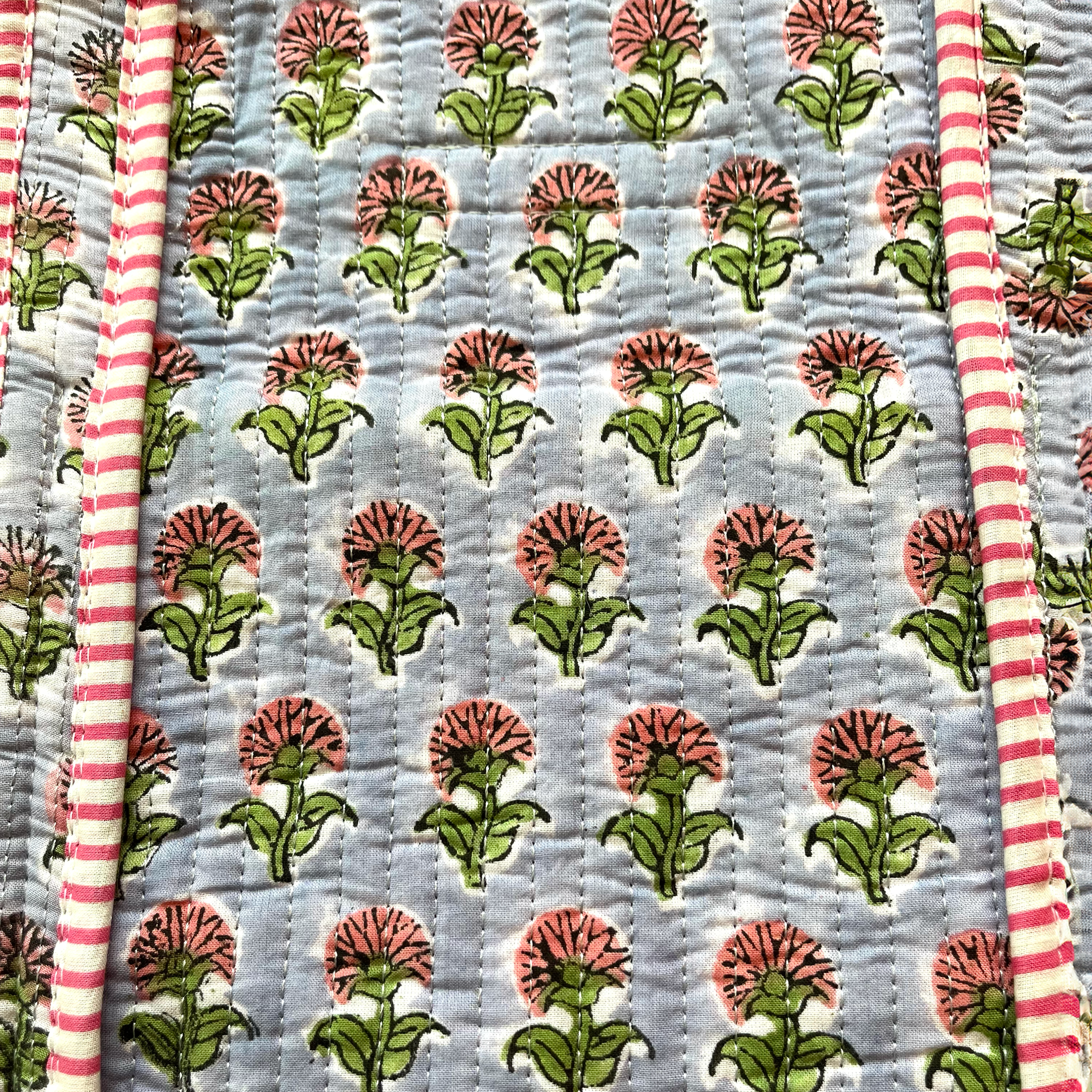 lavender_pink_flower_design.png