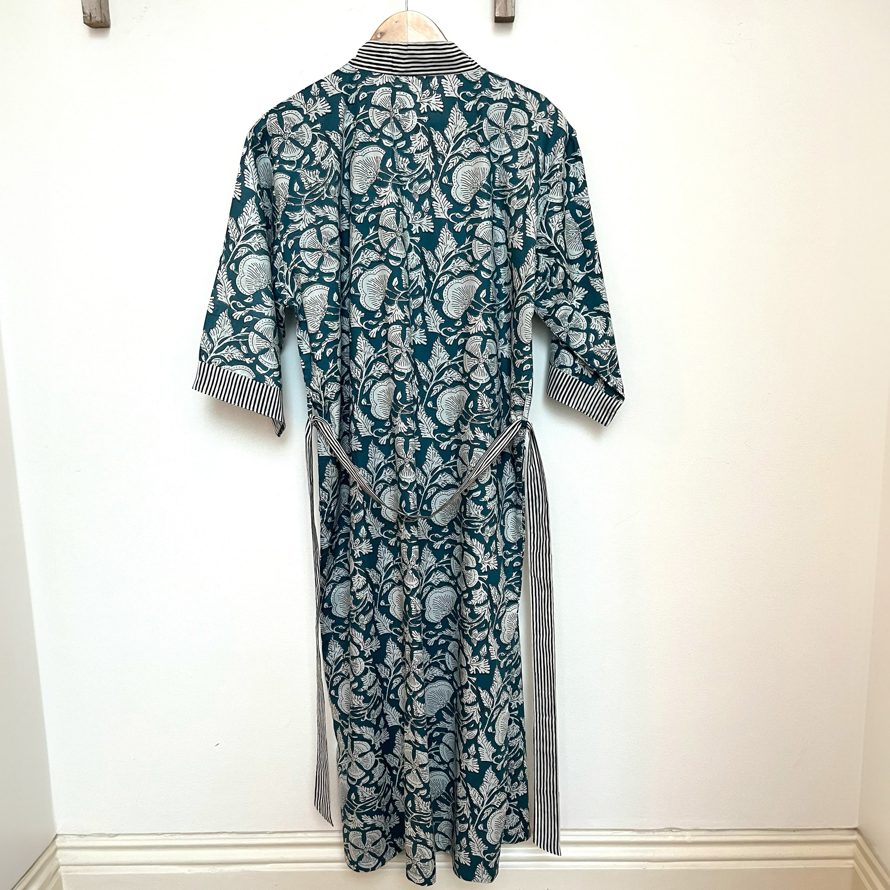 COTTON BLOCK PRINT KIMONO - NAVY AND WHITE