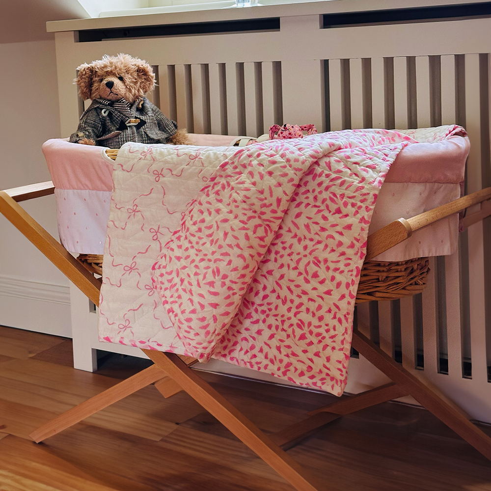 ORGANIC COTTON BABY QUILT - PINK BOW