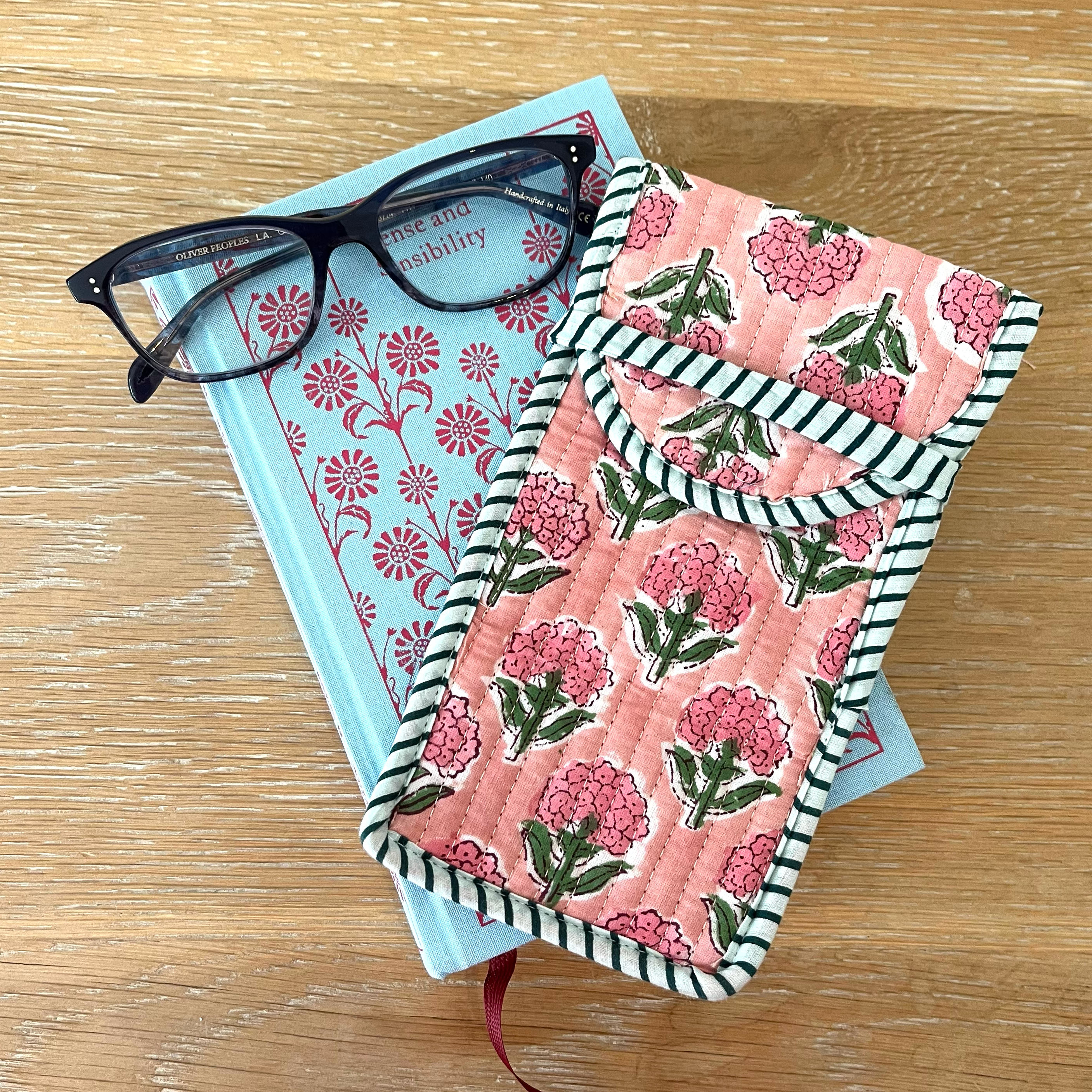 COTTON GLASSES CASE - PINK FLOWER
