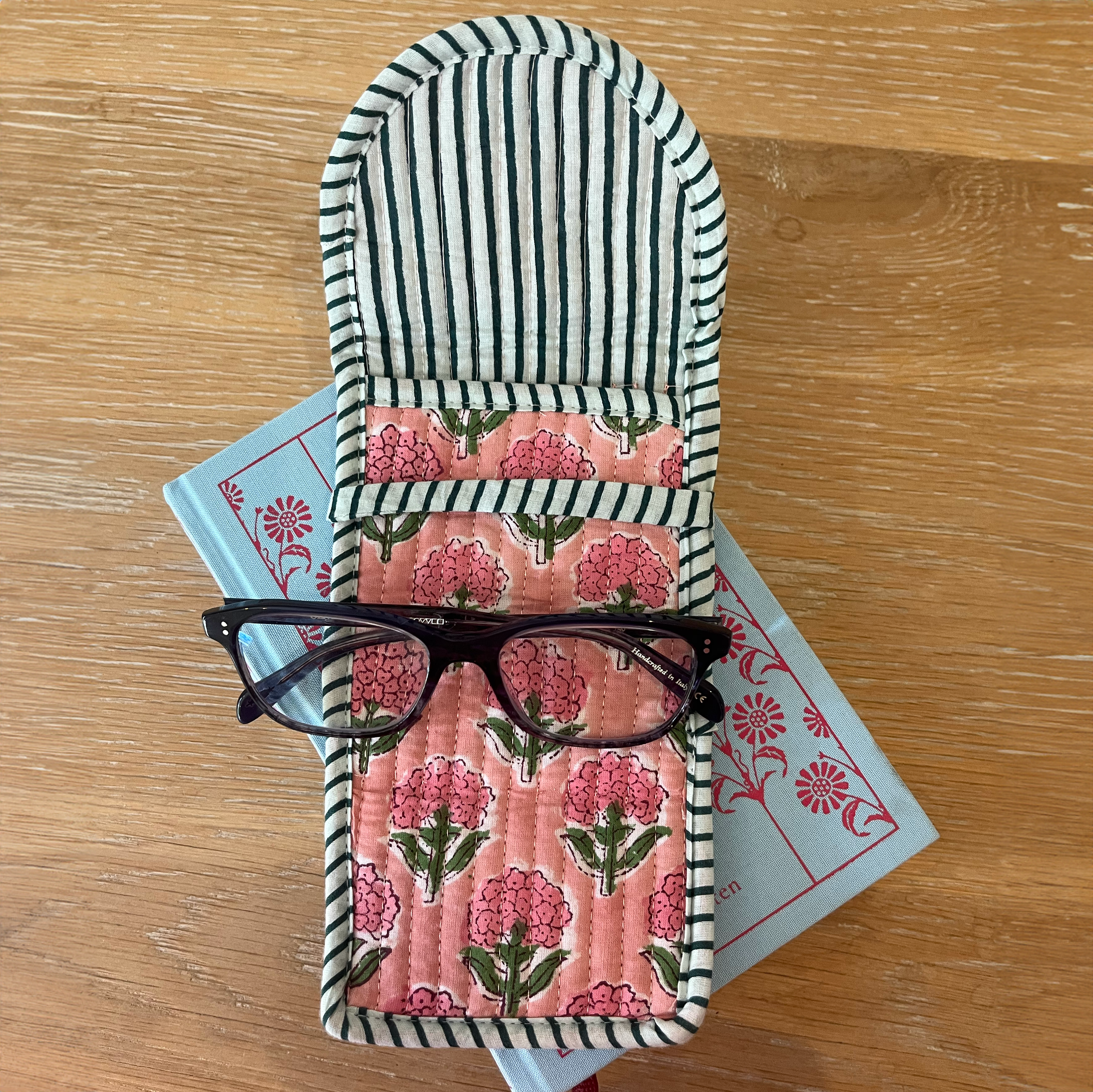 COTTON GLASSES CASE - PINK FLOWER