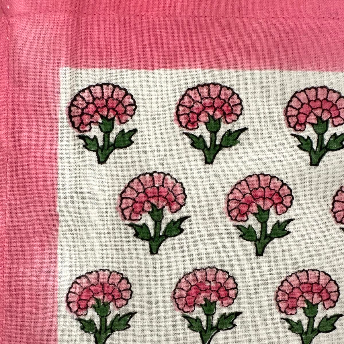 pink_border.png