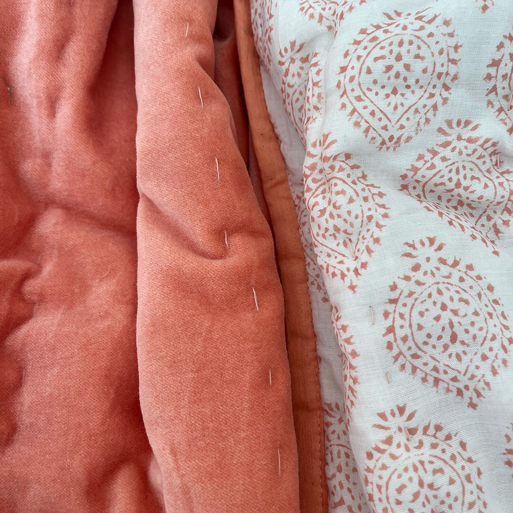 PURE VELVET QUILT - CORAL PINK
