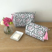 WASH BAG + MAKE UP POUCH SET - PINK DITSY