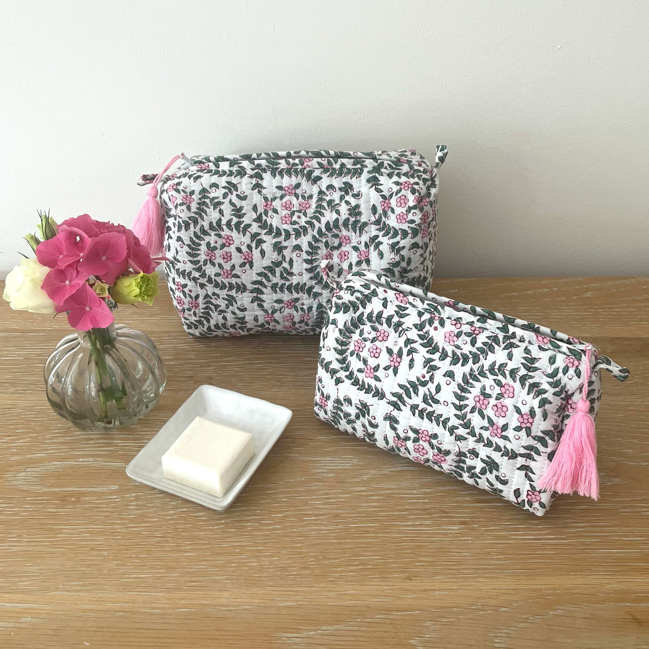 WASH BAG + MAKE UP POUCH SET - PINK DITSY