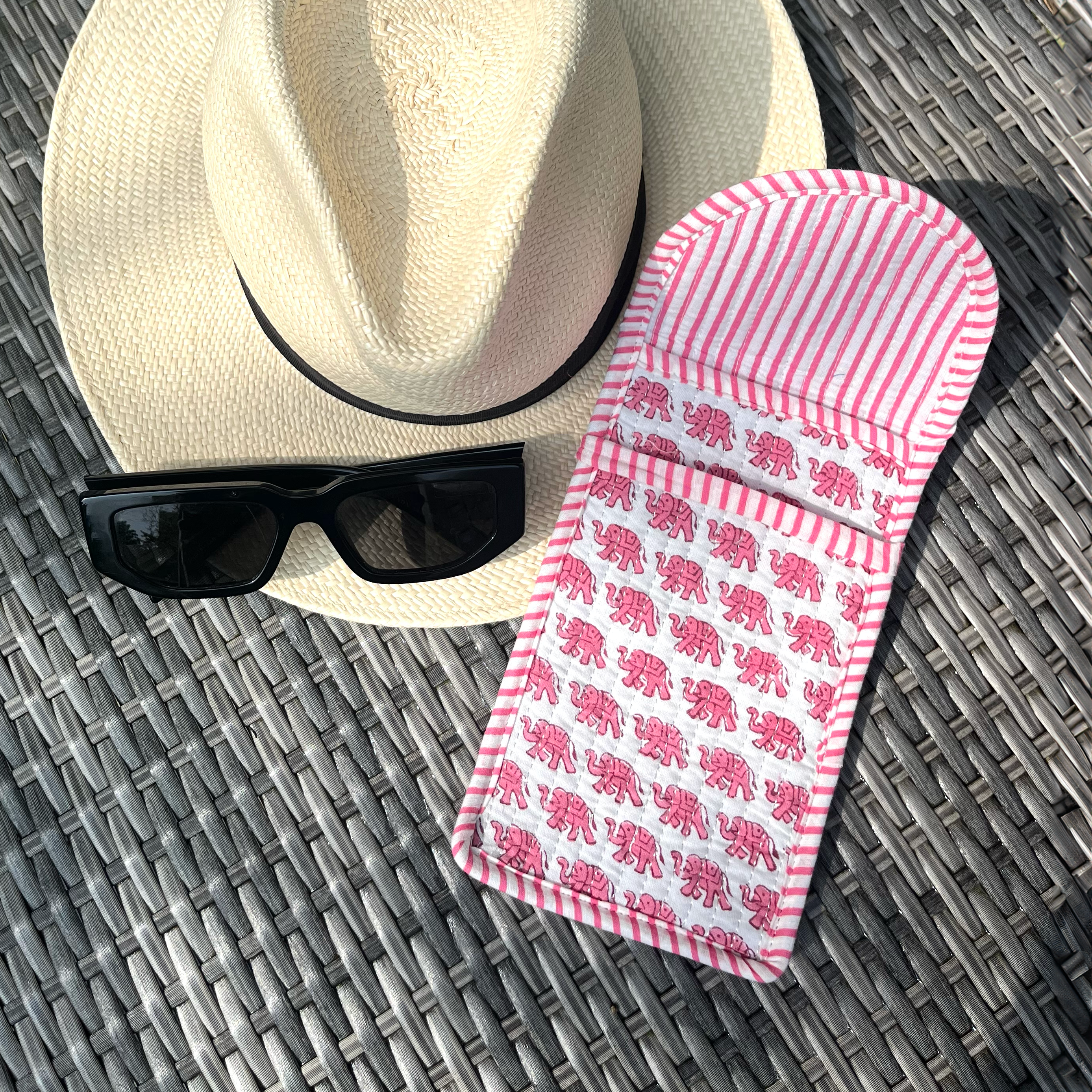 COTTON GLASSES CASE - PINK ELEPHANT