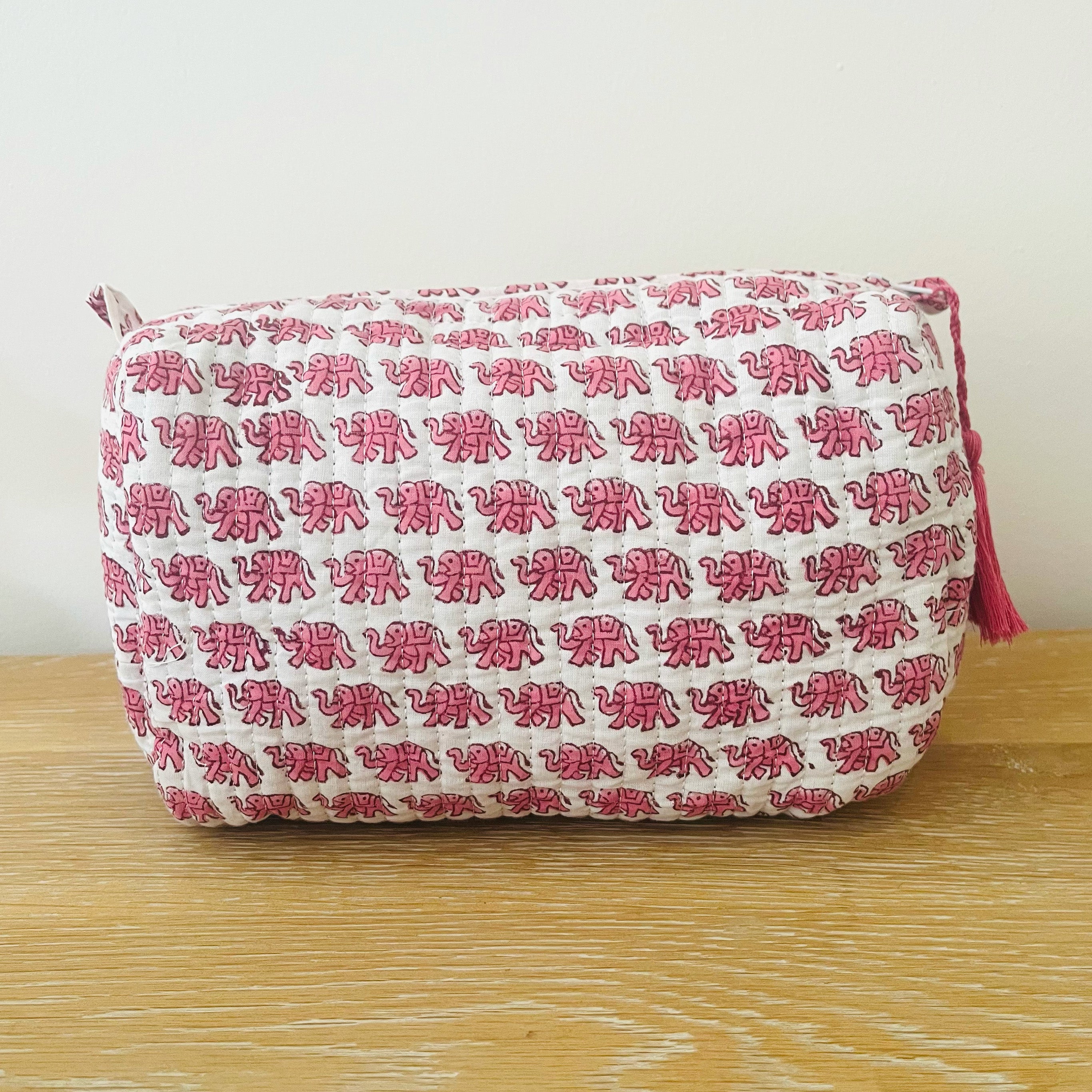 WASH BAG + MAKE UP POUCH SET - PINK ELEPHANT