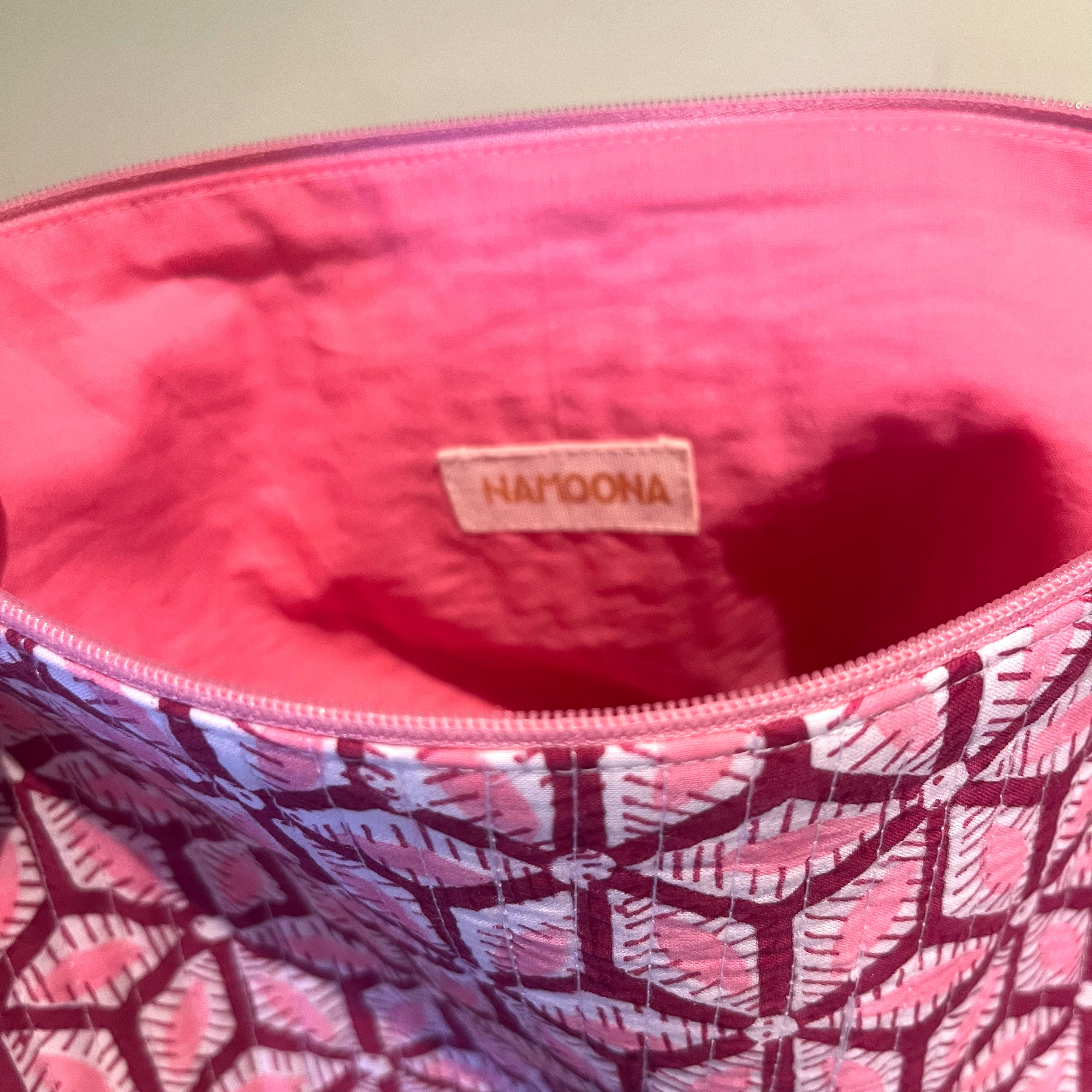 LAPTOP CASE - PINK GEOMETRIC