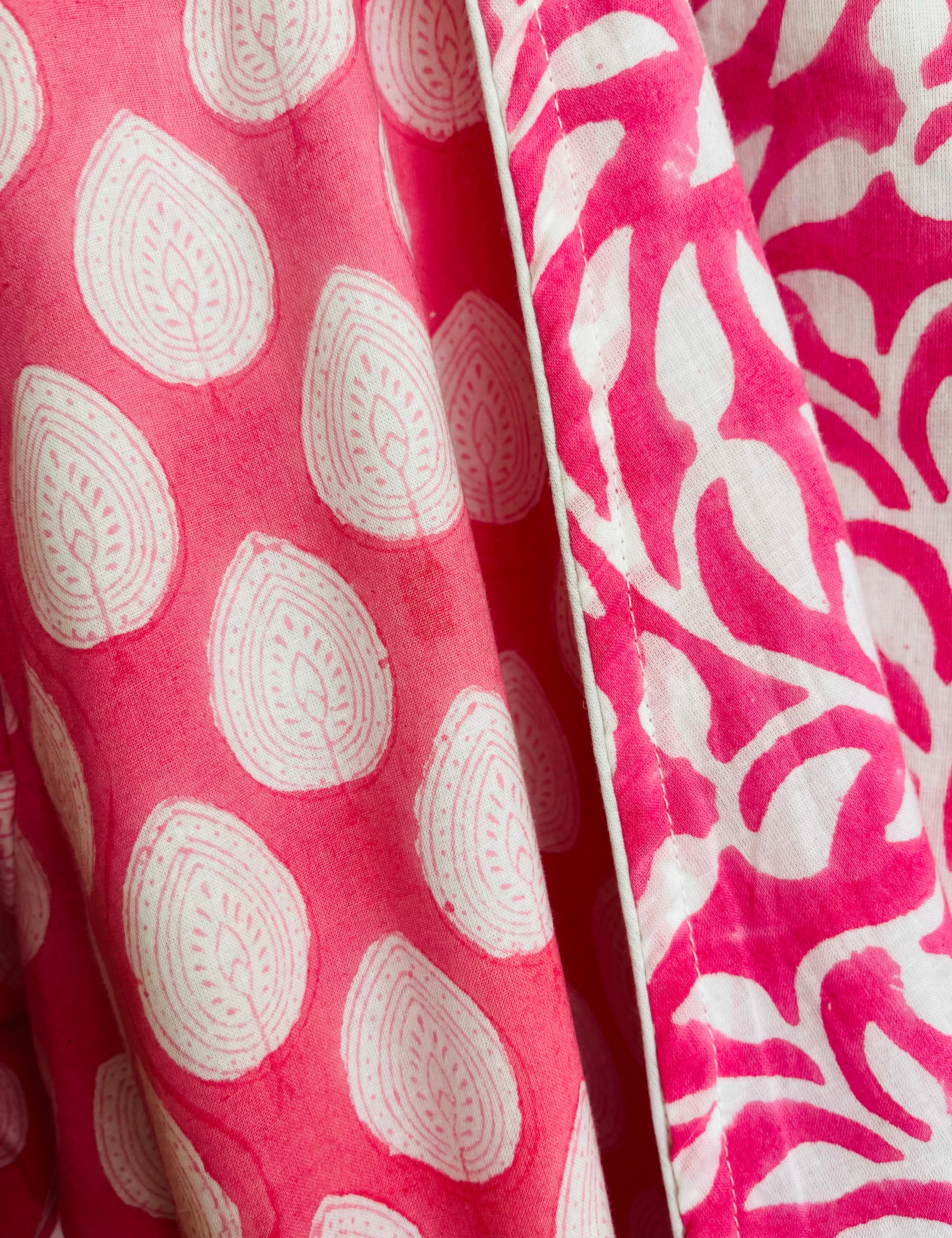 pink_leaf_close.jpg