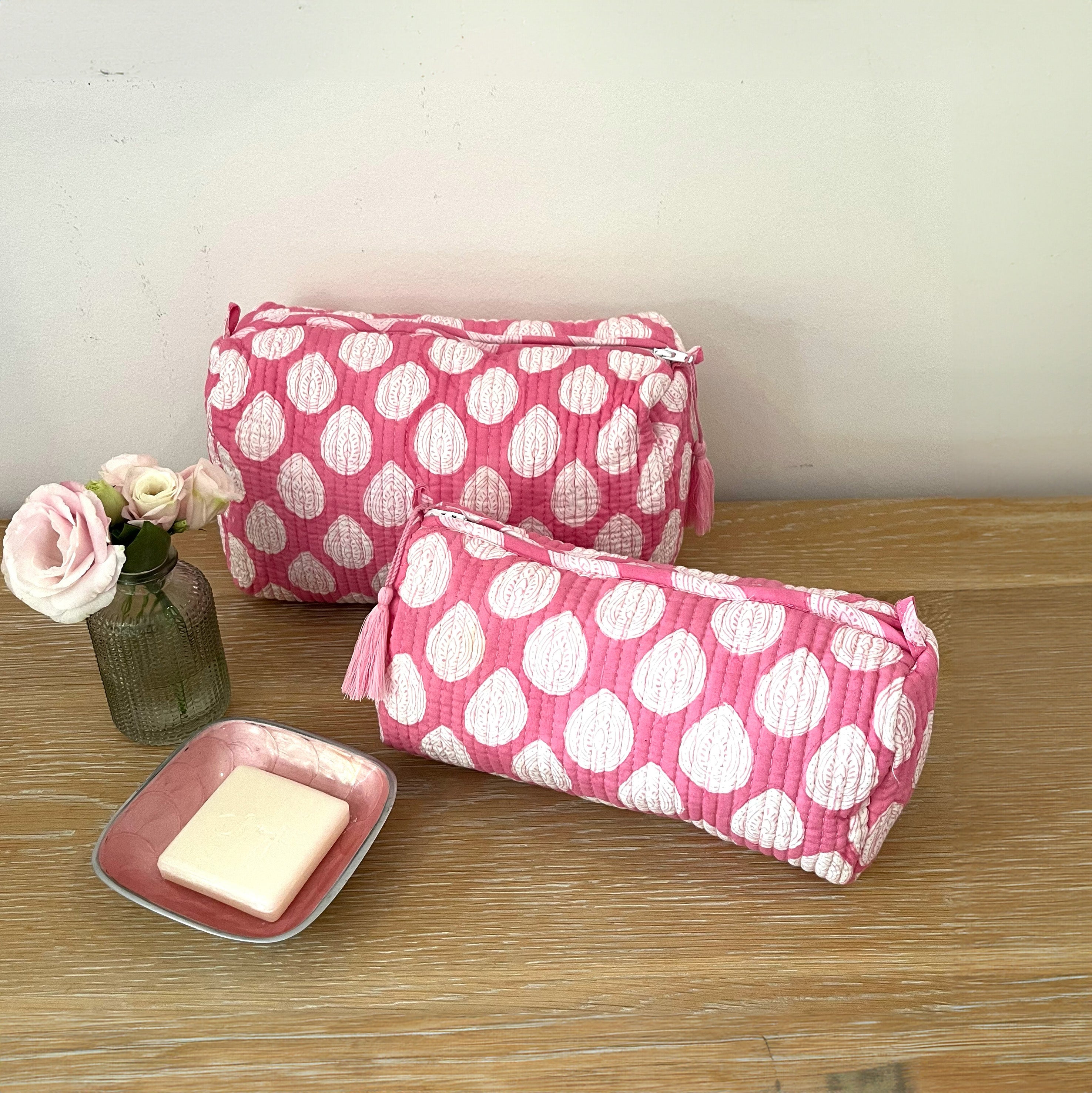 COTTON WASH BAGS - PINK LEAF