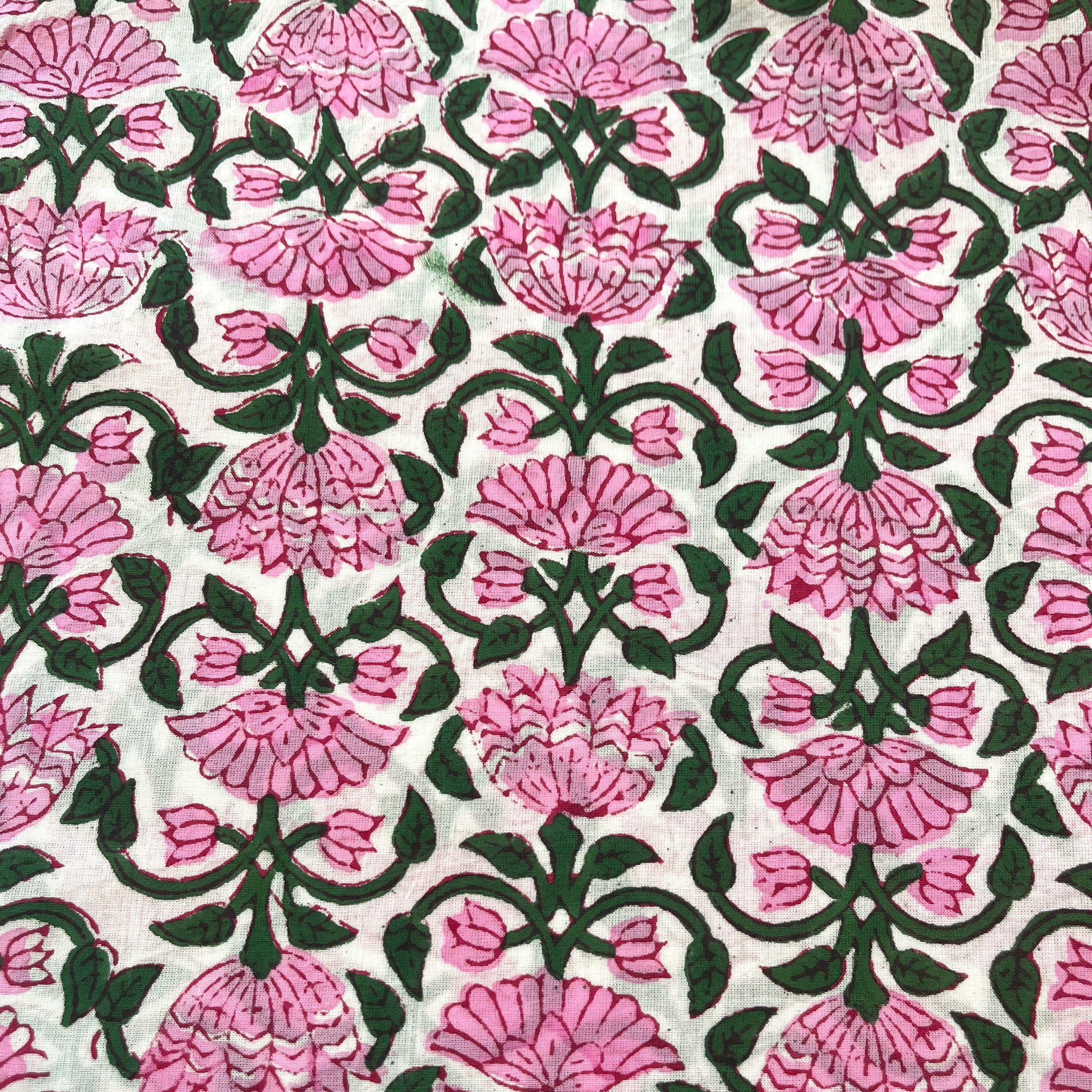 pink_lotus_close.jpg
