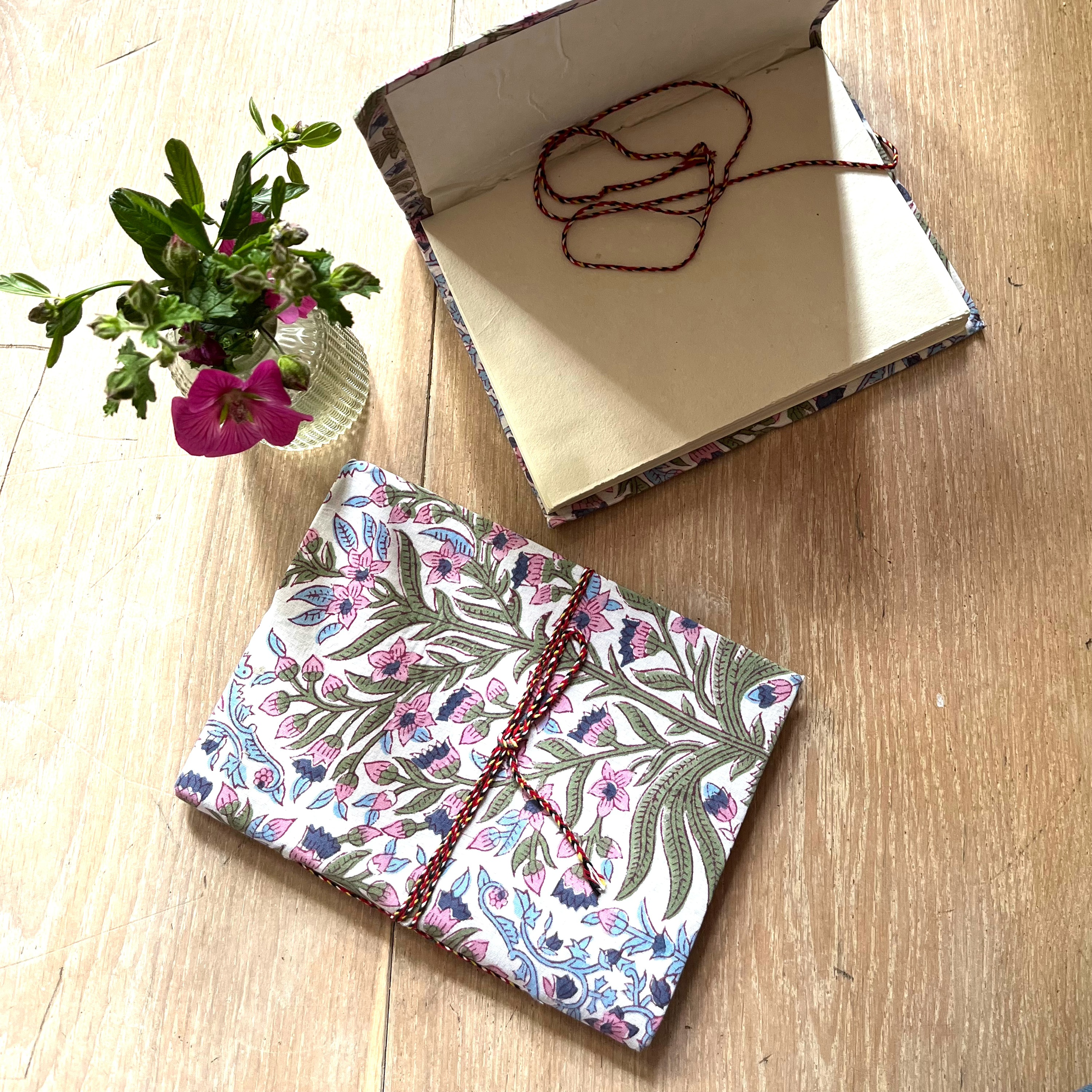HAND MADE NOTEBOOK - PINK POSY
