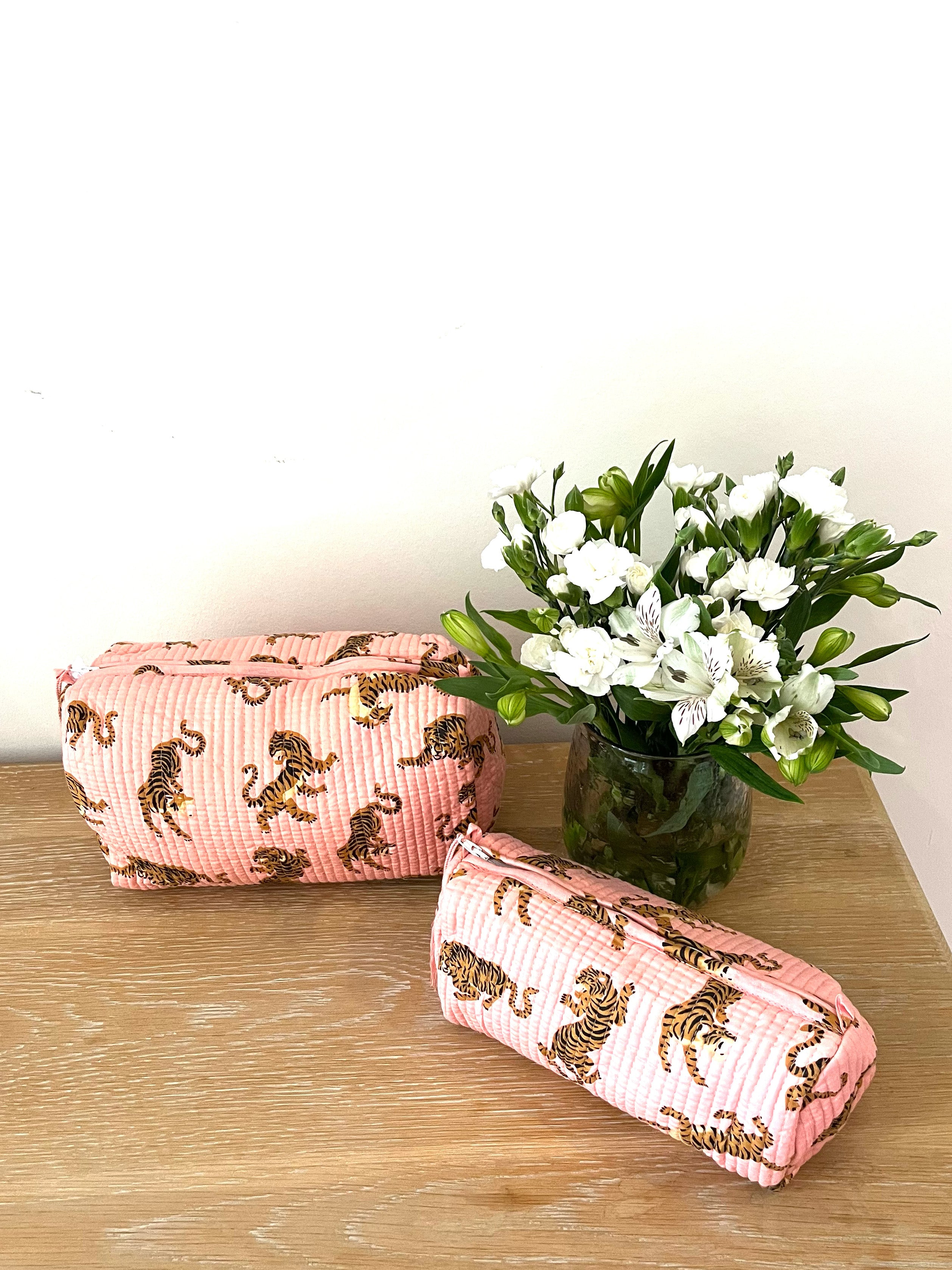 COTTON WASH BAG - PINK TIGER