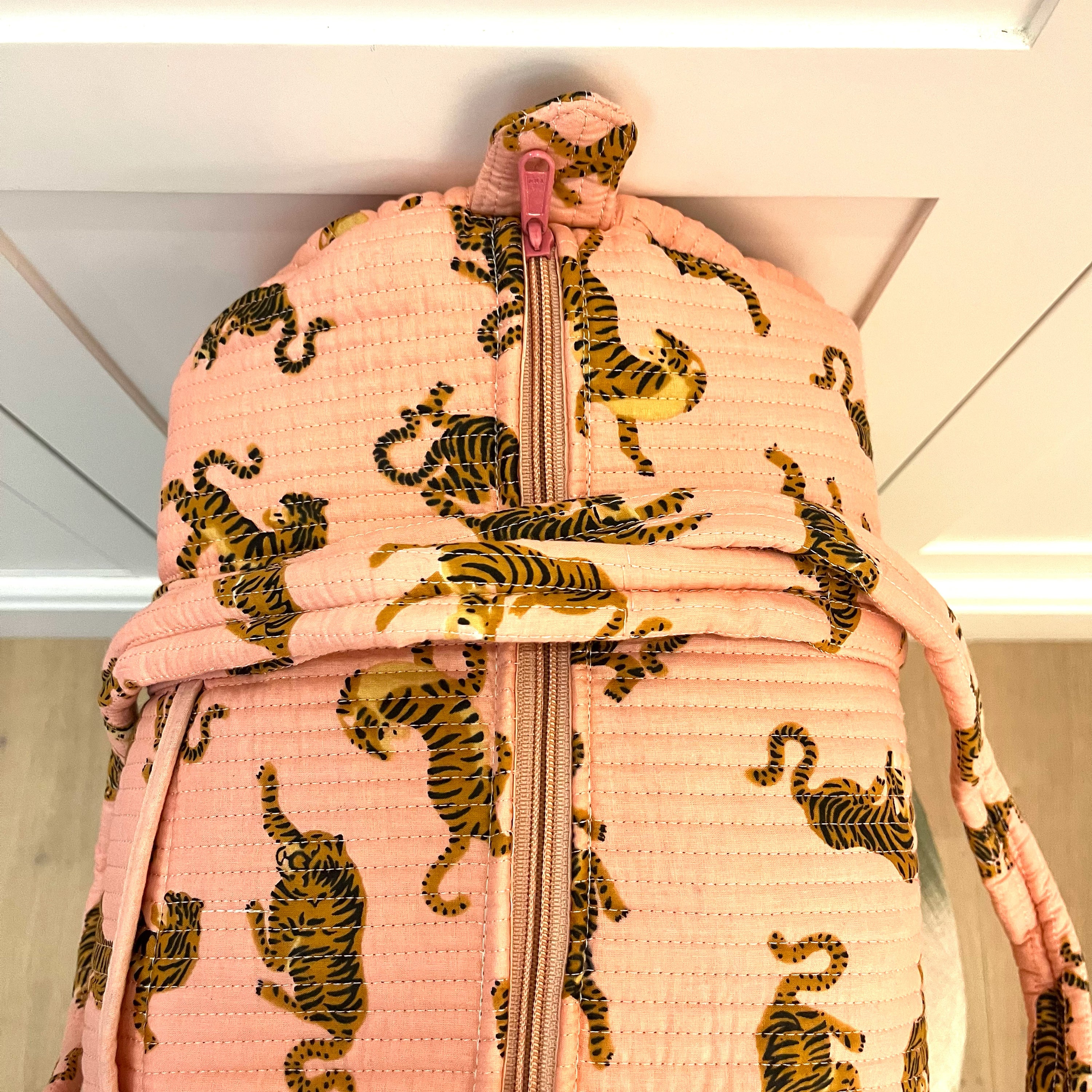 WEEKEND BAG - PINK TIGER