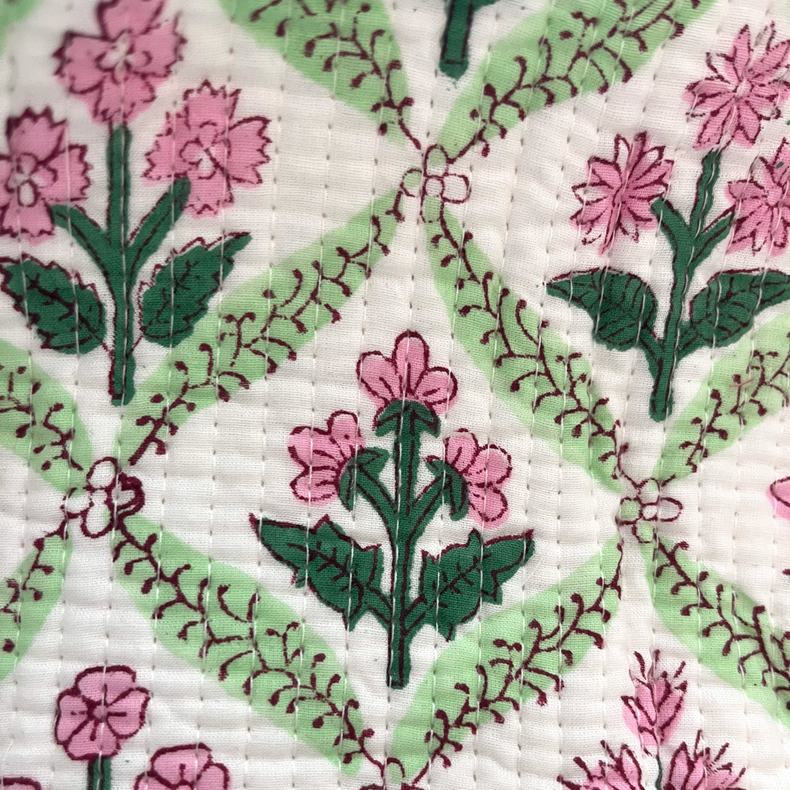 pink_trellis_close1.jpg
