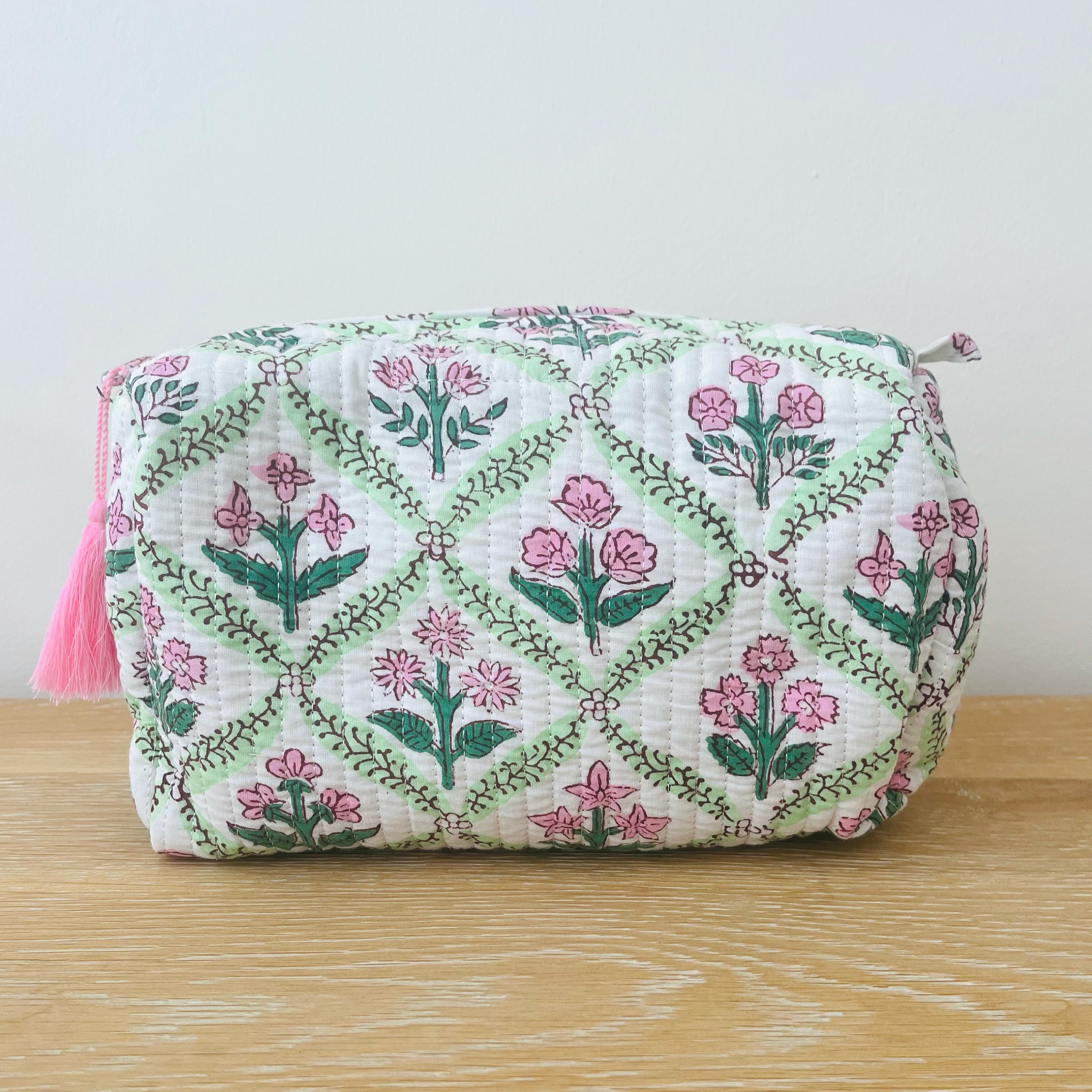 WASH BAG + MAKE UP POUCH SET - PINK TRELLIS