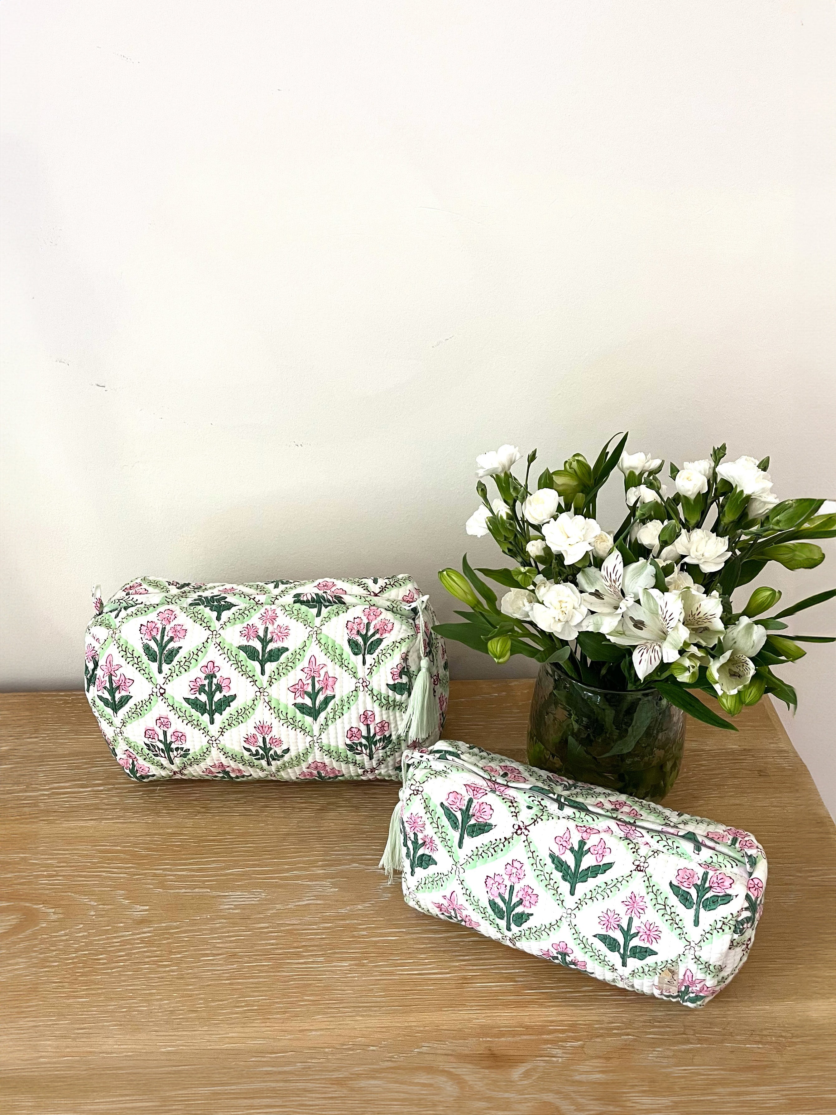 COTTON WASH BAG - PINK TRELLIS