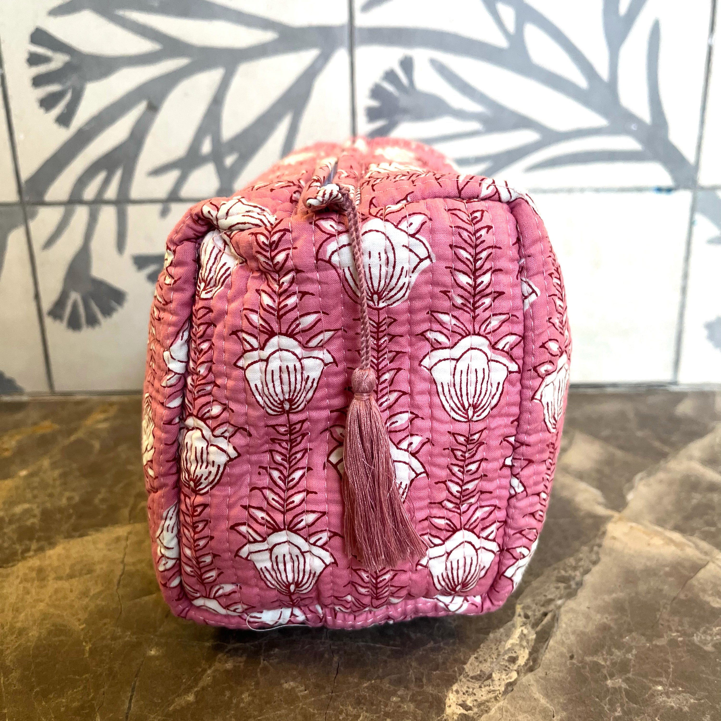 COTTON WASH BAG - PINK TULIP