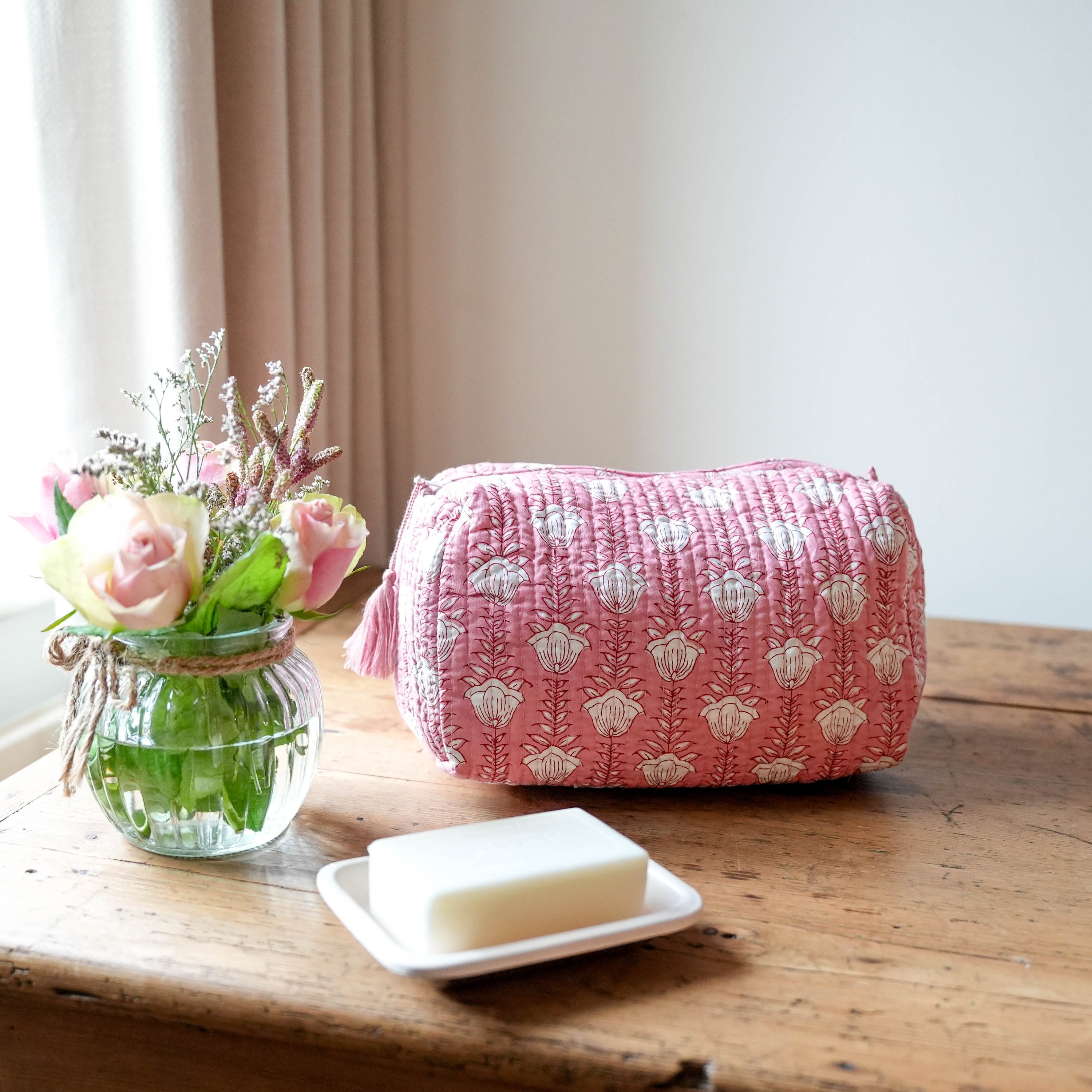 COTTON WASH BAG - PINK TULIP