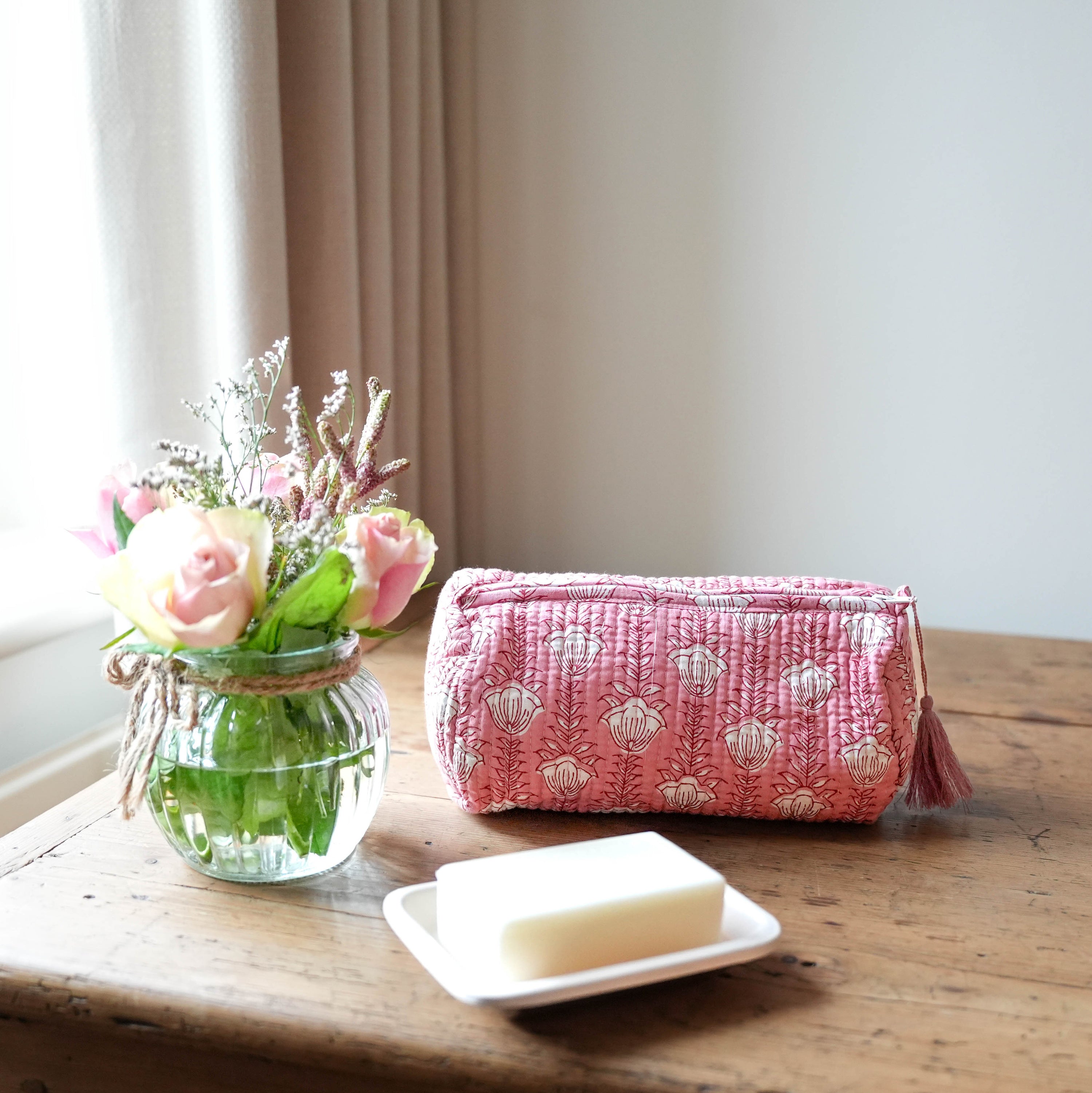 COTTON WASH BAG - PINK TULIP