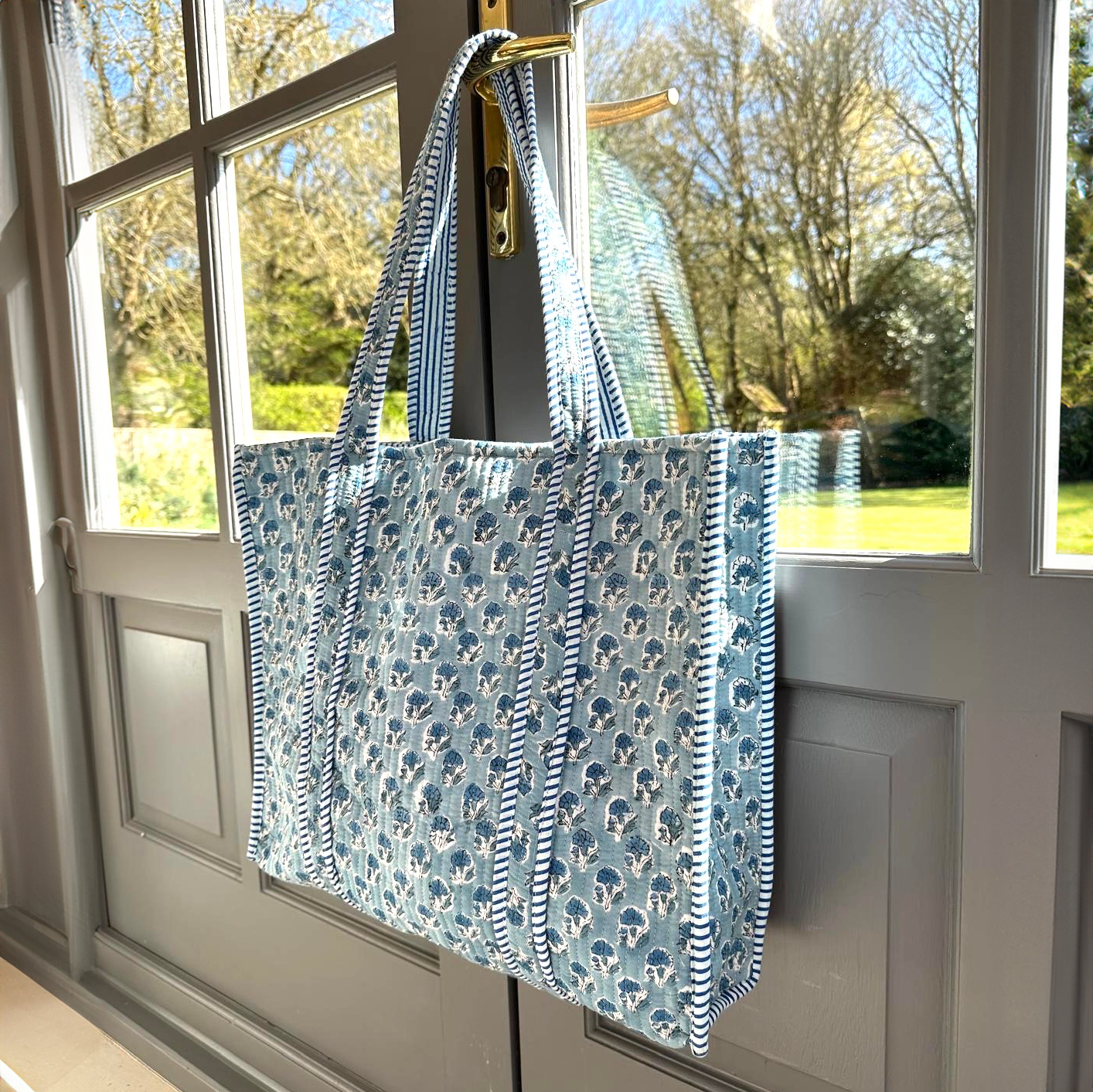 COTTON TOTE BAG -POWDER BLUE