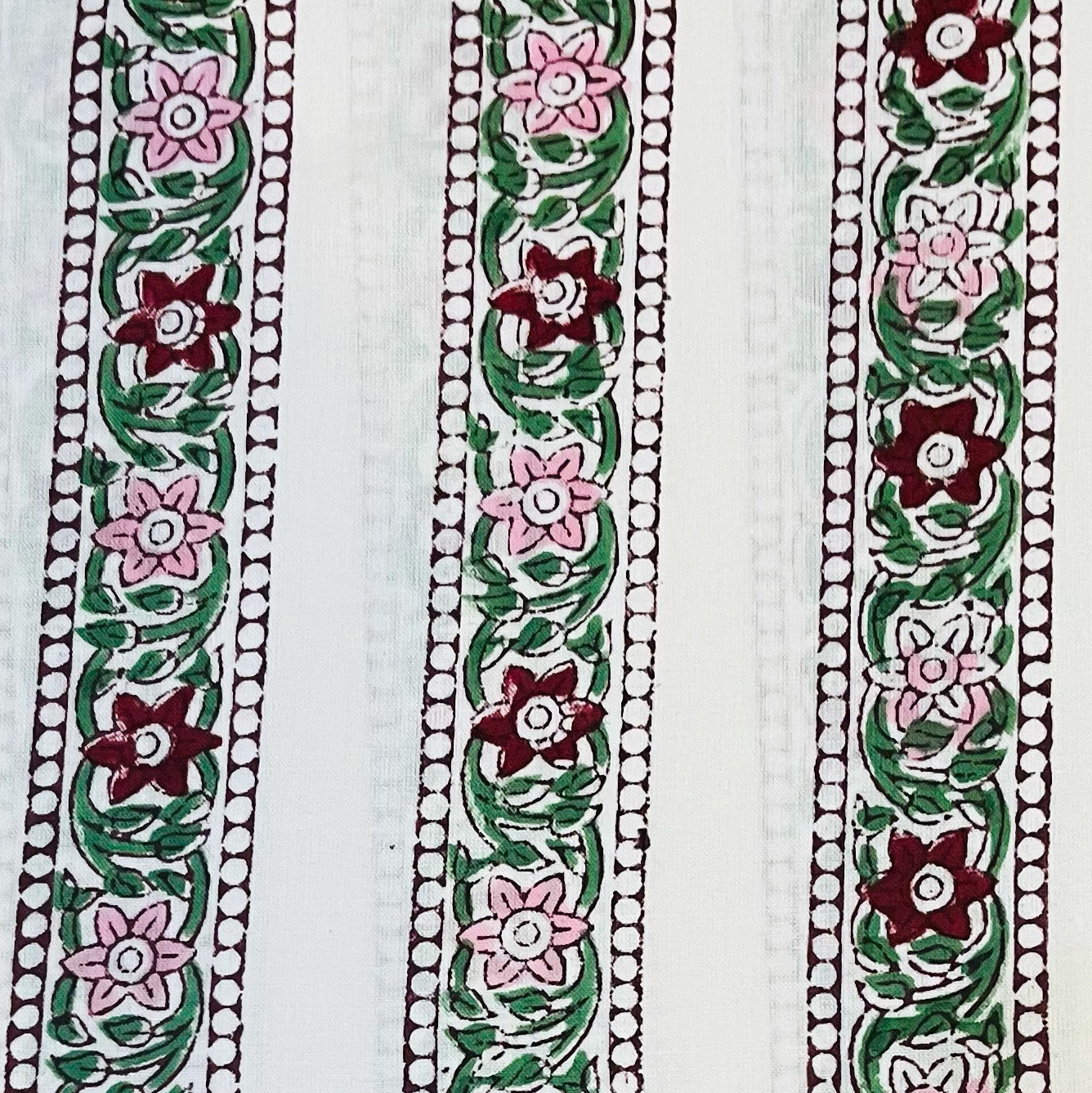 QUILTED PLACEMAT - RAMBLING ROSE
