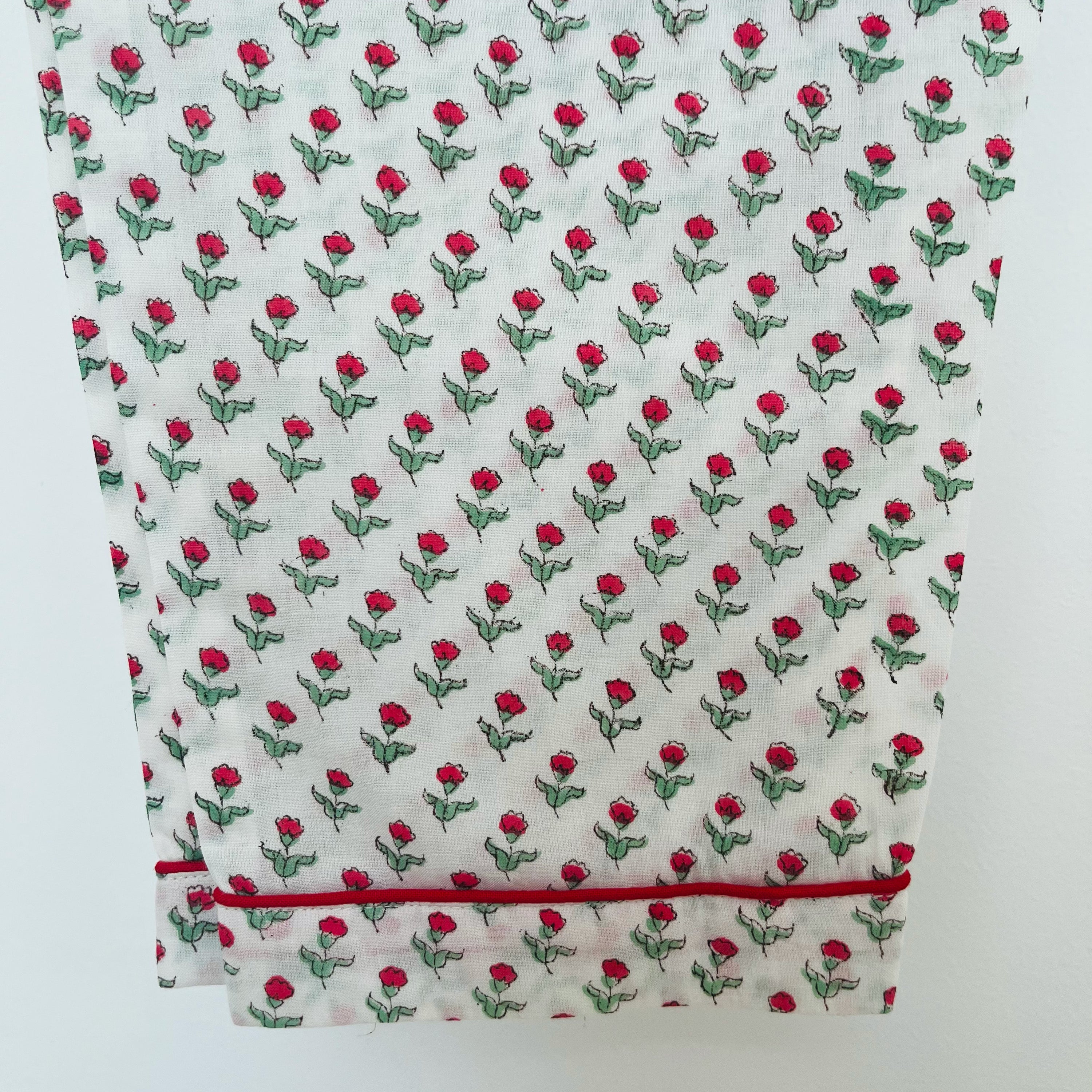 CHILDREN'S PYJAMAS - RED ROSEBUD