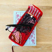 COTTON GLASSES CASE - RED VELVET