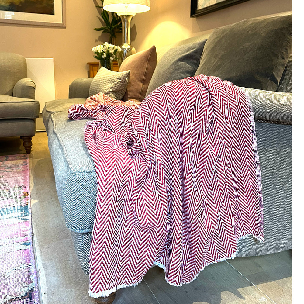 WOOL BLEND BLANKET - BURGUNDY