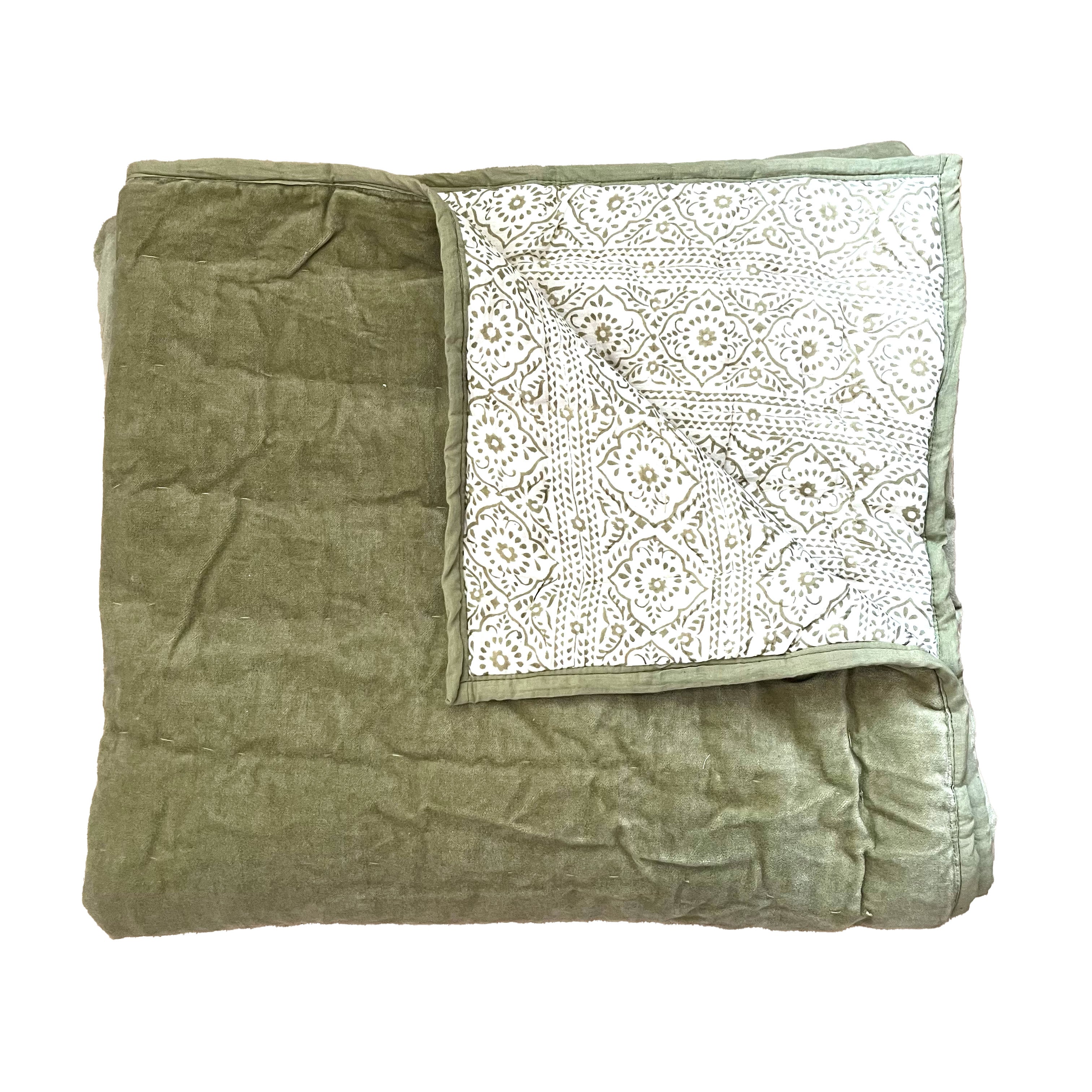 PURE VELVET QUILT - SAGE GREEN