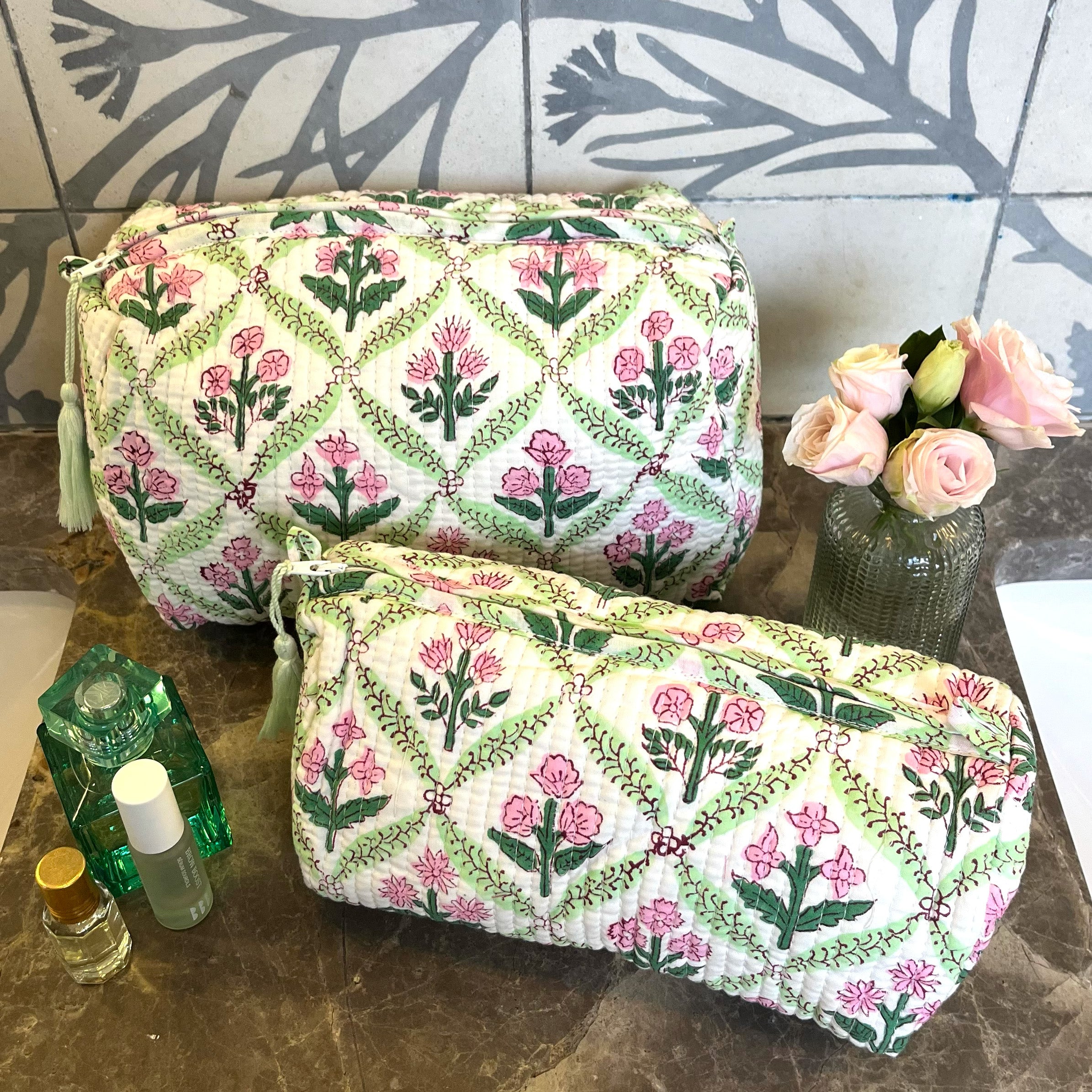 COTTON WASH BAG - PINK TRELLIS
