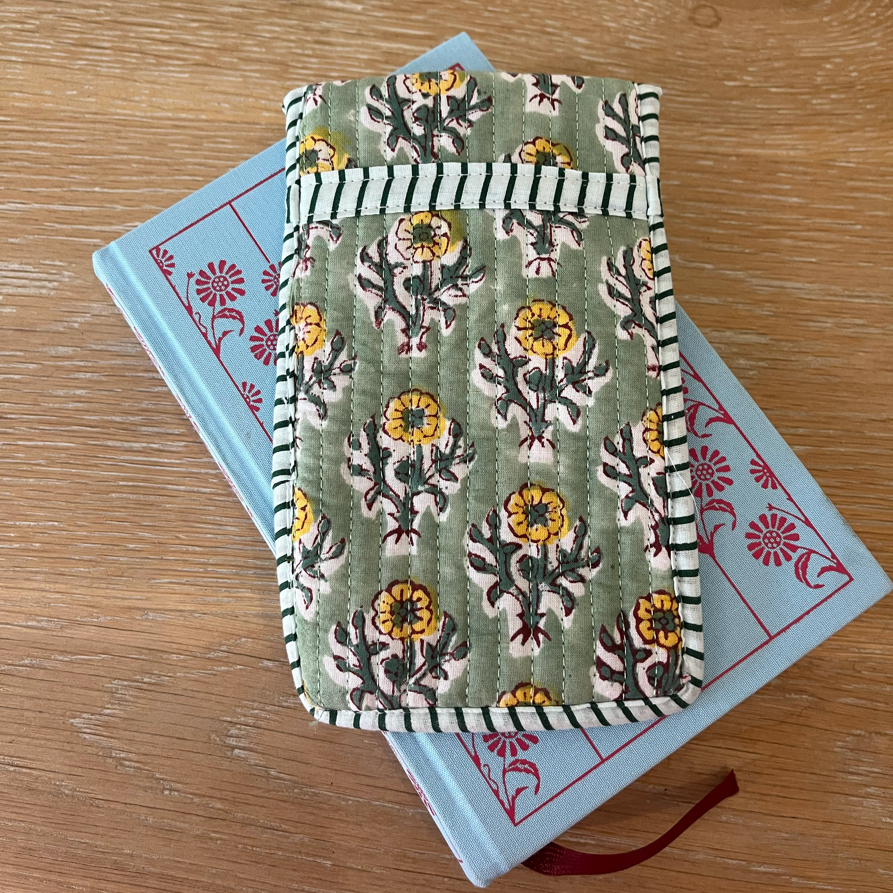COTTON GLASSES CASE - YELLOW FLOWER